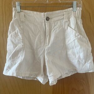 Old Navy Cream Shorts High-Waisted Relaxed Fit
